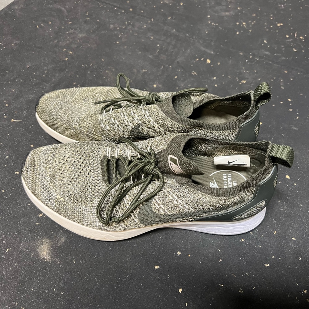 Nike Air Zoom Sneakers